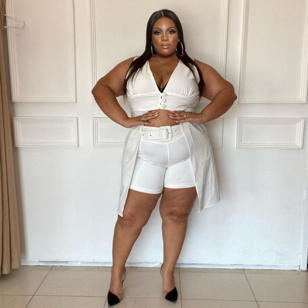 Plus Size Women's Casual White Cardigan Two Piece Shorts Set without Belt