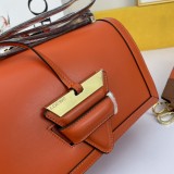 Fendi Classic Fashion Triangle Bag Sizes:24.5*15*8cm