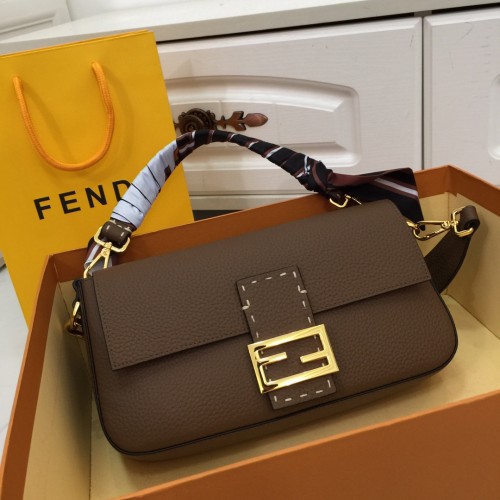 Fendi New Lychee Pattern Calfskin Hand Bag Sizes:26×5×15Cm