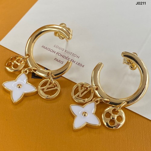 Louis Vuitton NEW Fashion Letter Flower Earrings