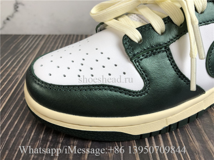 Nike Dunk Low Vintage Green