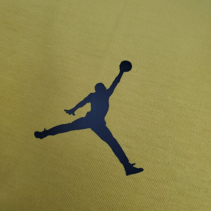 Donovan Mitchell Utah Jazz Casual T-shirt Yellow