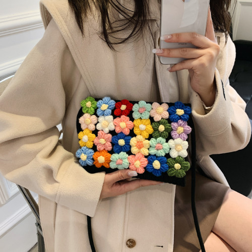 Fashion kniting Bags Women's Flower Clutch Bag New Stitched Fresh Single Shoulder Messenger Bag