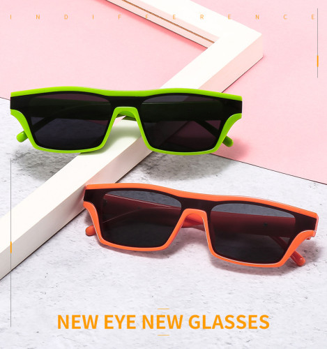 New Small Rectangular Women Sunglasses Trendy Retro square Sun Glasses Lady Vintage Eyeglasses Shades UV400