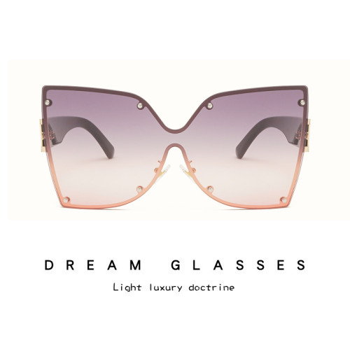 2022 New Metal Frame Butterfly Shape Ladies Sunglasses Oversized Personality Gradient Color Women Sun glasses