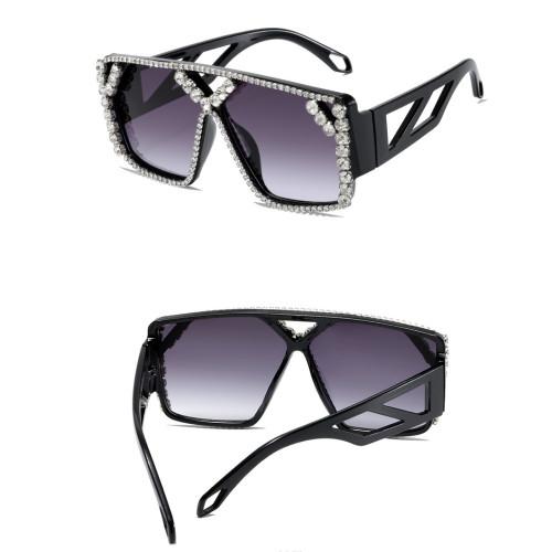 Vintage Fashion Sex Ladies Big Frame Square Diamond Sunglasses Women Luxury Crystal Sun Glasses For Female Rhinestone Eyewear