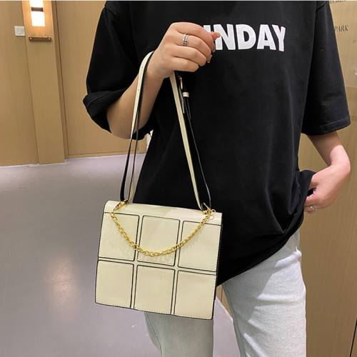 2022 Purses And Handbags Fashion CrossBody Bag Female Travel Shoulder Bag Weave Small PU Leather Cross Body Bag For Women