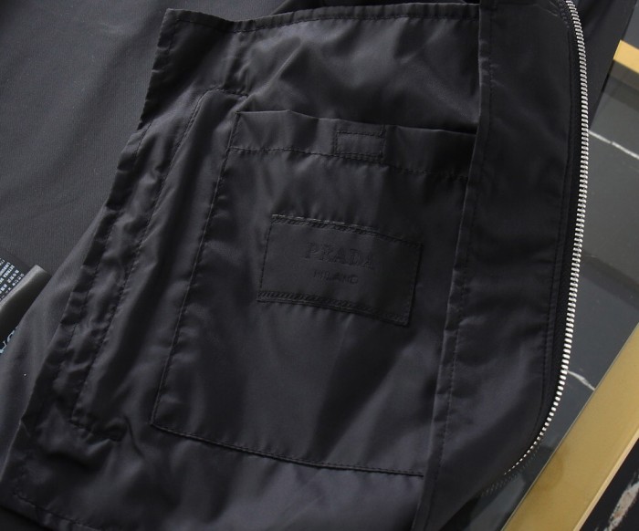 Prada Design Fashion Mens Jackets Thin Design Luxury Brand