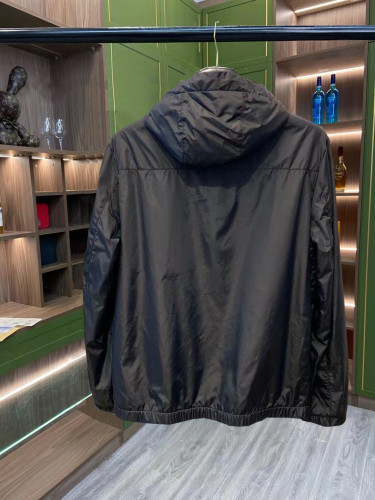 Moncler Design Mens Windprood Jackets Slim Thin Design Luxury Brand