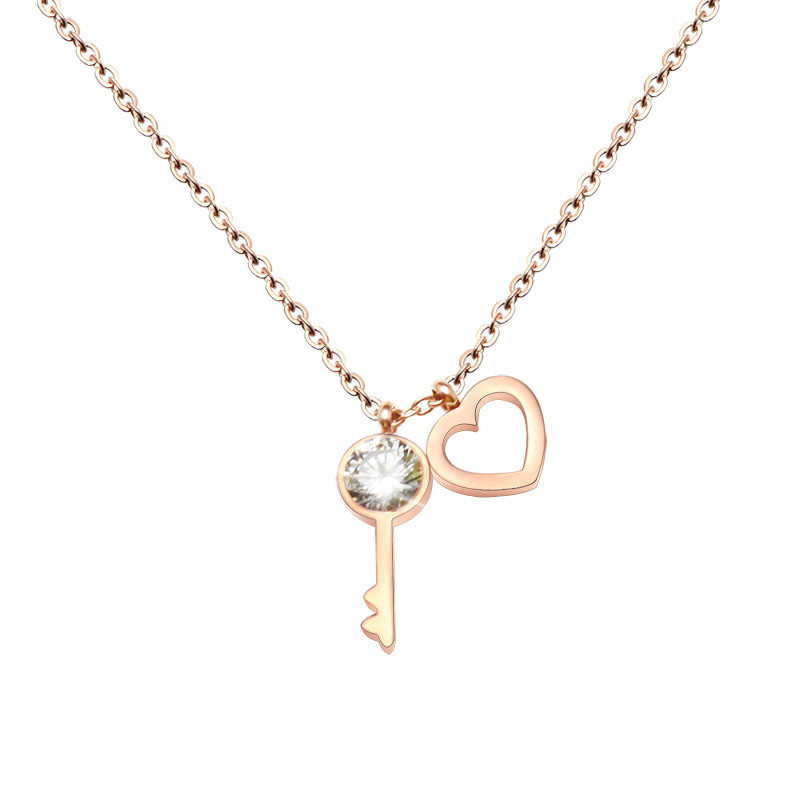 New Fashion Creative Peach Heart Lock Key Necklace Key Micro Inlaid Zircon Pendant Gift for Women