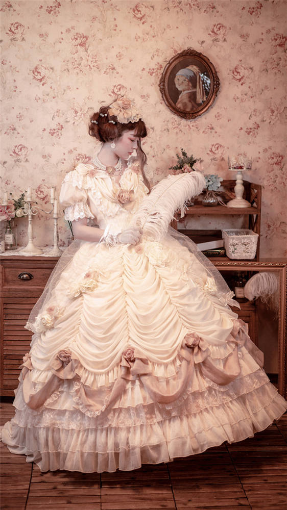 Henrietta ~Rose Queen Flowers Luxury Lolita OP