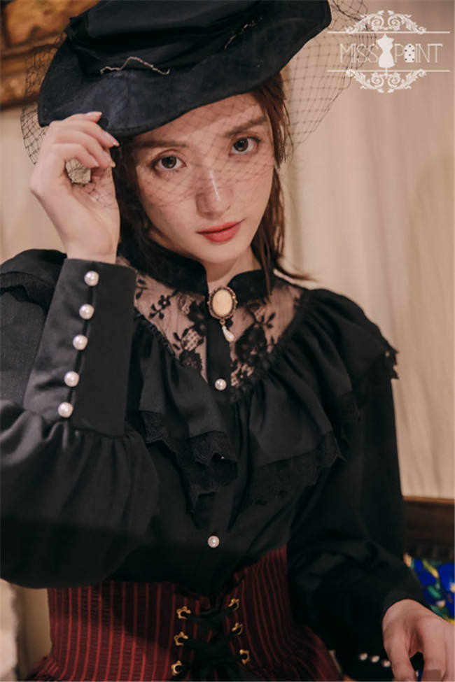 Alpine Maiden ~ Vintage Lolita Long Sleeves Blouse -Pre-order