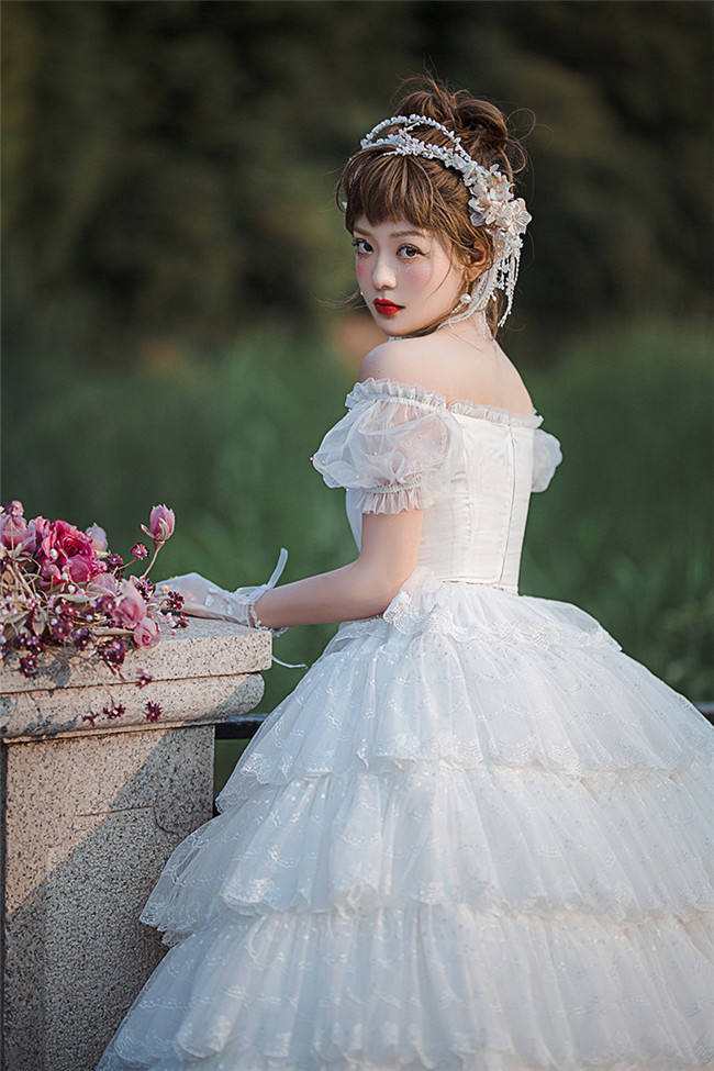 Moon Lover ~ Elegant Lolita OP Bridal Design -Pre-order