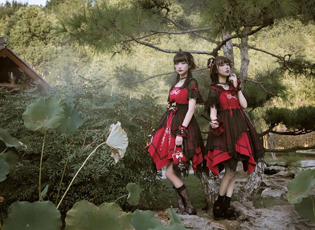 Fishes Play Qi Style Lolita Series -out