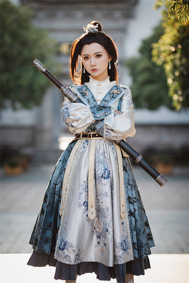Rabbit Teeth ~Heavy Jacquard Fake Two-pieces Qi Lolita OP
