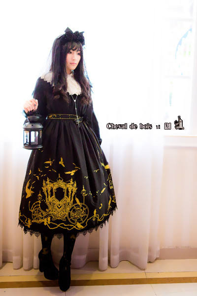 Cheval de Bois ***Shadow of Sparrow*** Lolita Tights -In Stock