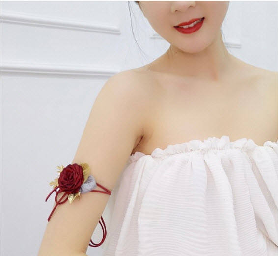 Aimimi~The Fairy Tale  Vintage Court Flowers Lolita Choker