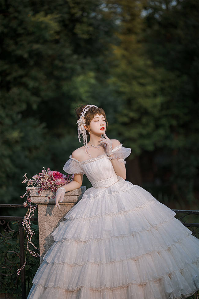 Moon Lover ~ Elegant Lolita OP Bridal Design -Pre-order
