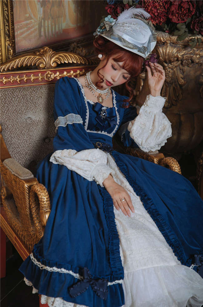 Miss Point ~Mrs Jennifer Elegant Velvet Lolita OP