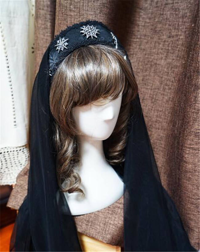 Dark Prints Jacquard Court Style Lolita Crown