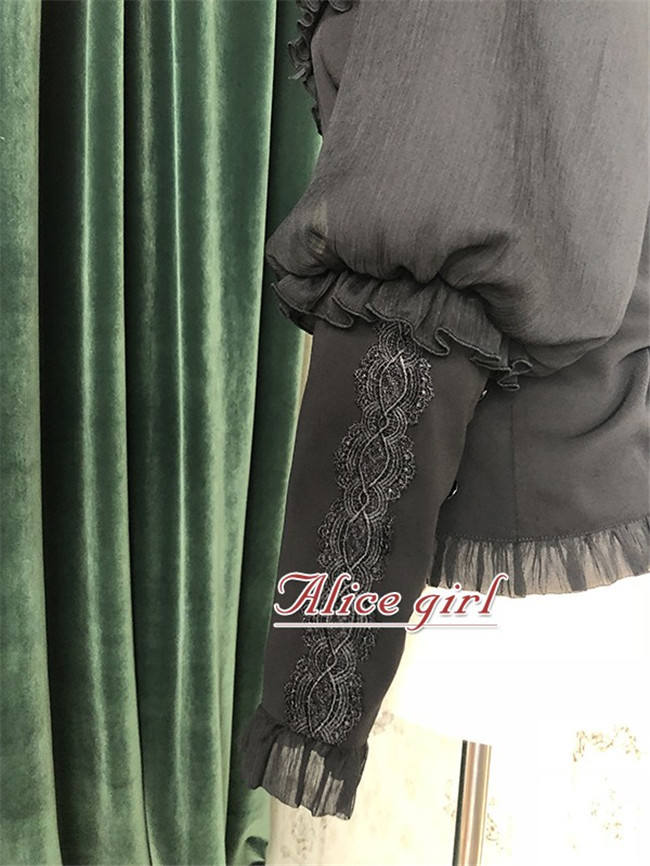 Alice Girl ~Berlin Girl~ Gigot Sleeves Lolita Blouse -Pre-order