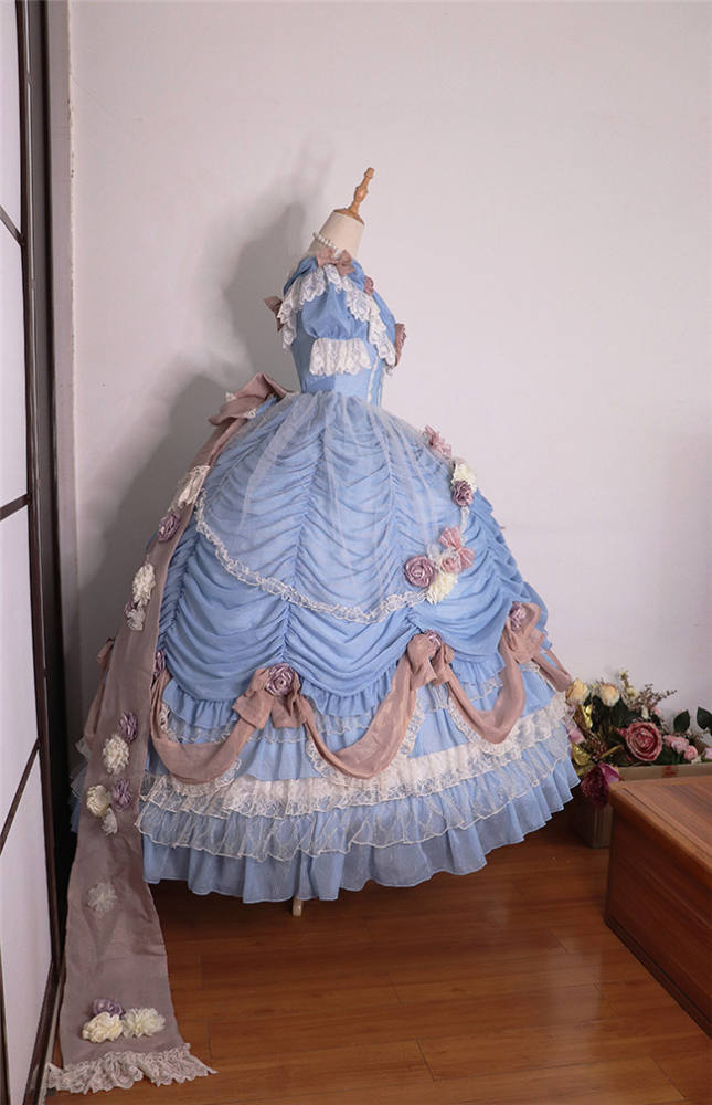Henrietta ~Rose Queen Flowers Luxury Lolita OP