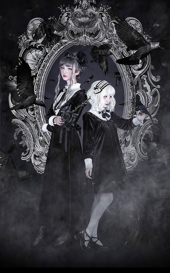 The Witch's Ring Velvet Babydoll/Elegant 2 Versions One Piece Pre-order Closed
