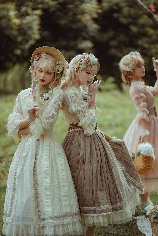 Miss Point ~ Salley Garden 2.0 Embroidery Vintage High Waist Lolita Skirt