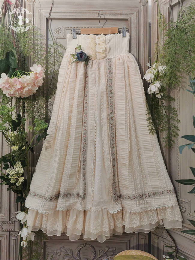 Miss Point ~ Salley Garden 2.0 Embroidery Vintage High Waist Lolita Skirt