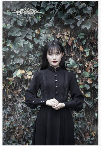 Lolita Fashion: The Black Edition — THIS IS BLACK