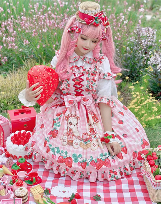Diamond Honey ~Strawberry Picnic Rabbit Lolita Jumper