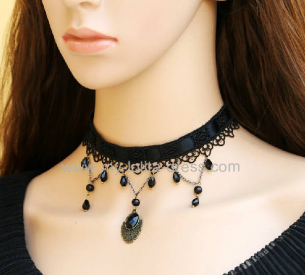Gothic Black Beads Lolita Vintage Necklace-out
