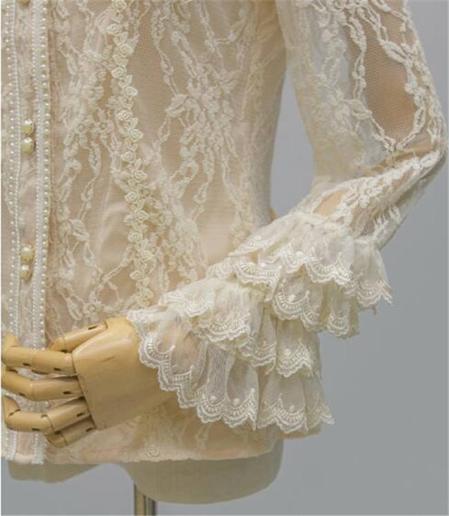 Flower Traver~ Elagant Lace Lolita Blouse