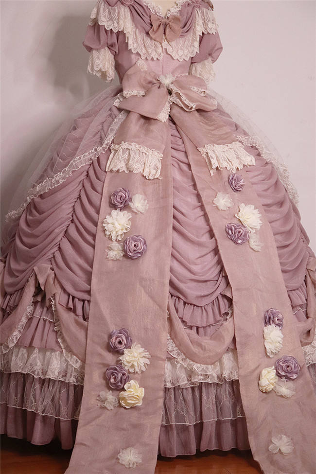 Henrietta ~Rose Queen Flowers Luxury Lolita OP