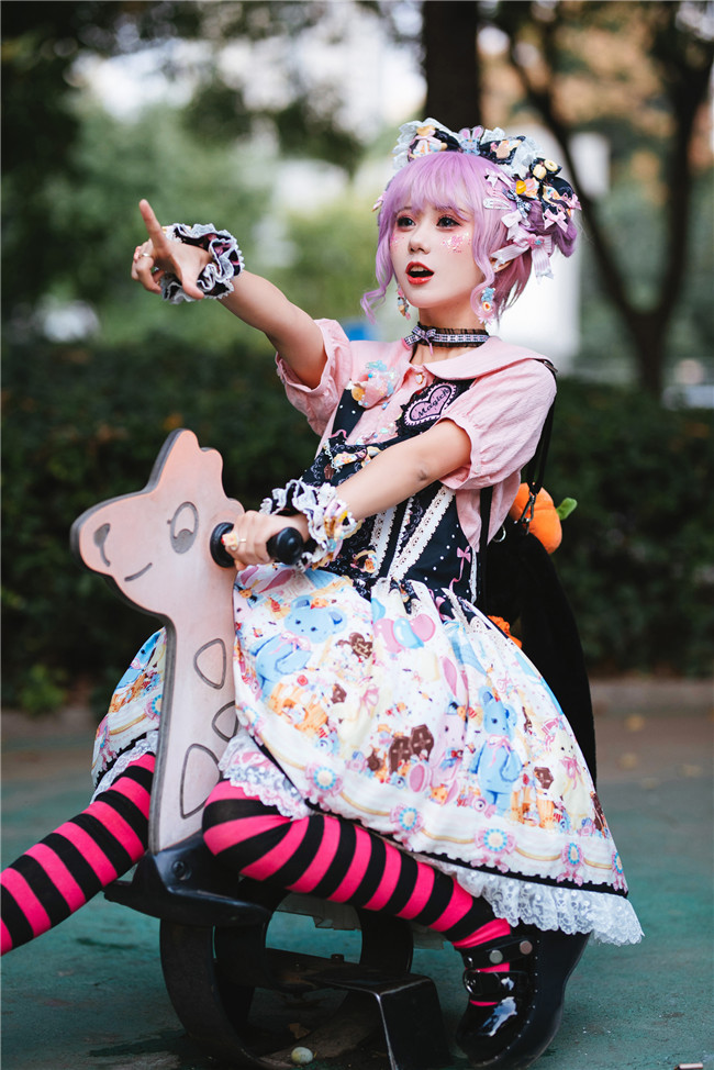 Walnut Deer ~Candy Halloween~ Sweet Lolita Salopette