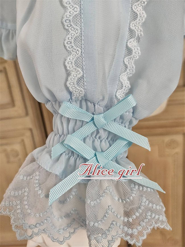 Alice Girl ~The Kitty's Tea Party Lolita Blouse -Pre-order