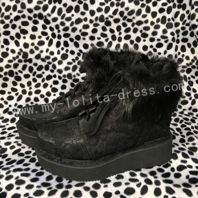 Gothic Black Velvet Lolita Short Boots with Lace and Furs