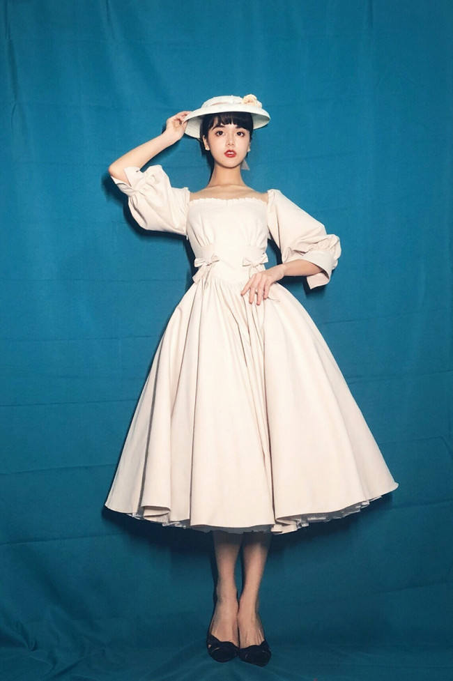 Gem Manor ~Elegant Vintage Lolita OP -Apricot L Size In Stock