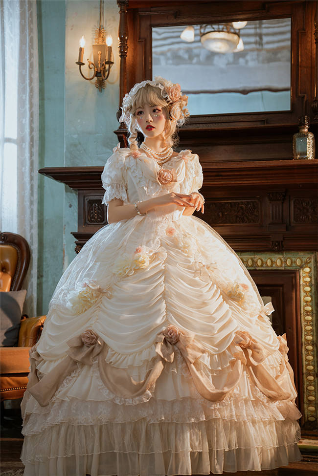 Henrietta ~Rose Queen Flowers Luxury Lolita OP