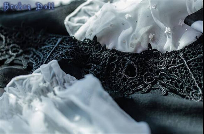 Black Lily~ Gothic Lolita JSK -Pre-order Closed