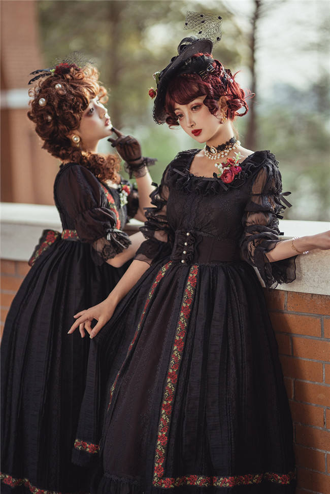 Miss Point ~ Salley Garden 2.0 Embroidery Vintage High Waist Lolita Skirt