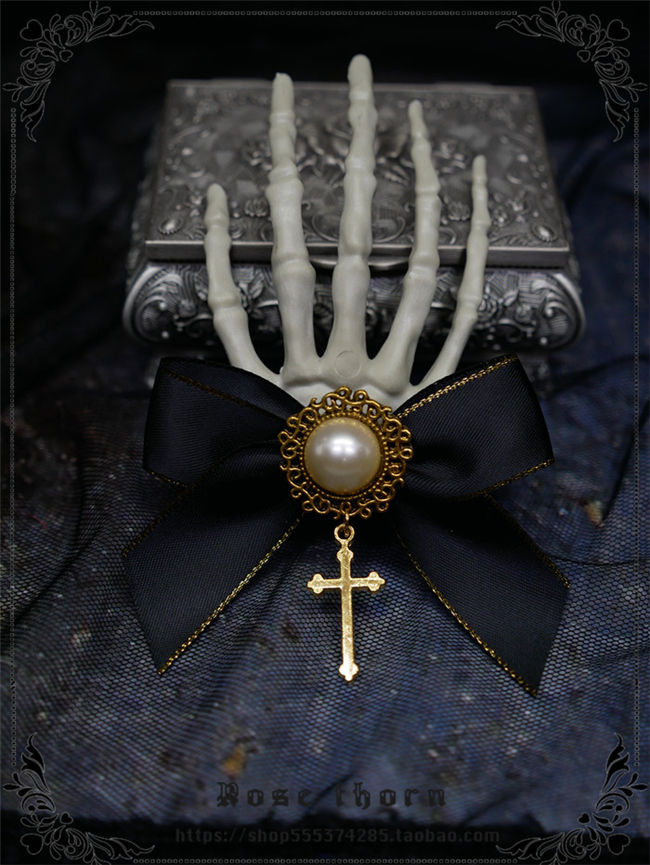 Devil's Claw~ Skeleton Hand Cross Dark Halloween Hairclip 2 Uses Lolita Accessories