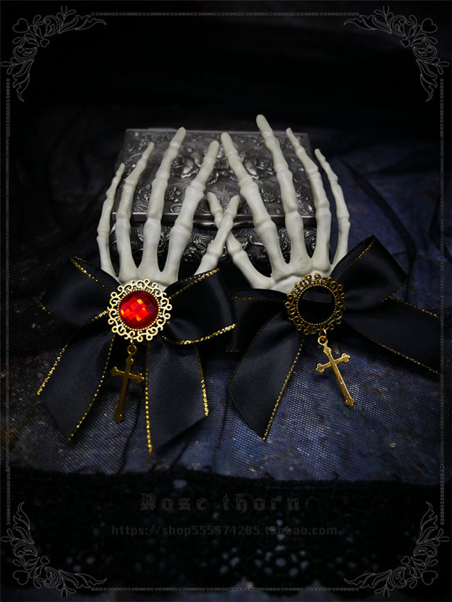 Devil's Claw~ Skeleton Hand Cross Dark Halloween Hairclip 2 Uses Lolita Accessories