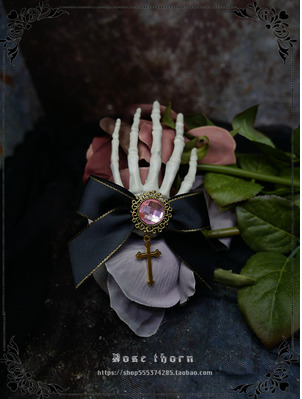 Devil's Claw~ Skeleton Hand Cross Dark Halloween Hairclip 2 Uses Lolita Accessories