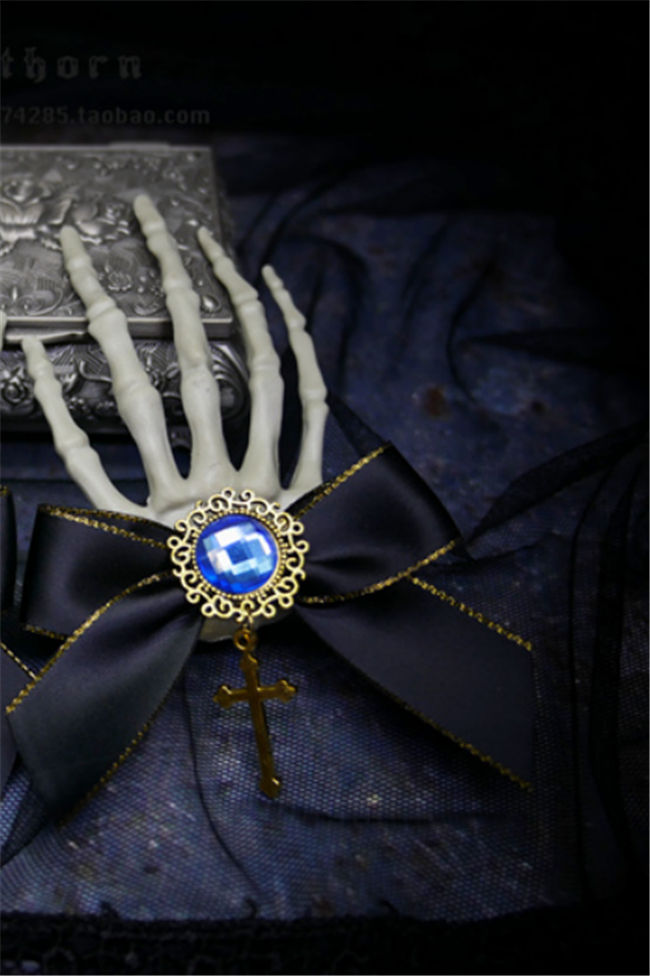 Devil's Claw~ Skeleton Hand Cross Dark Halloween Hairclip 2 Uses Lolita Accessories