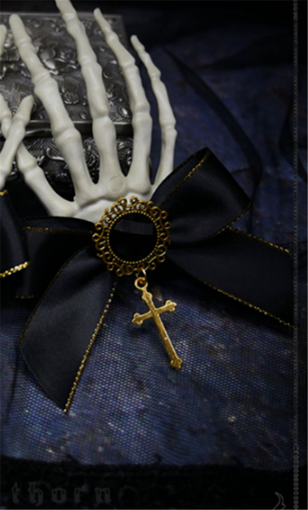 Devil's Claw~ Skeleton Hand Cross Dark Halloween Hairclip 2 Uses Lolita Accessories