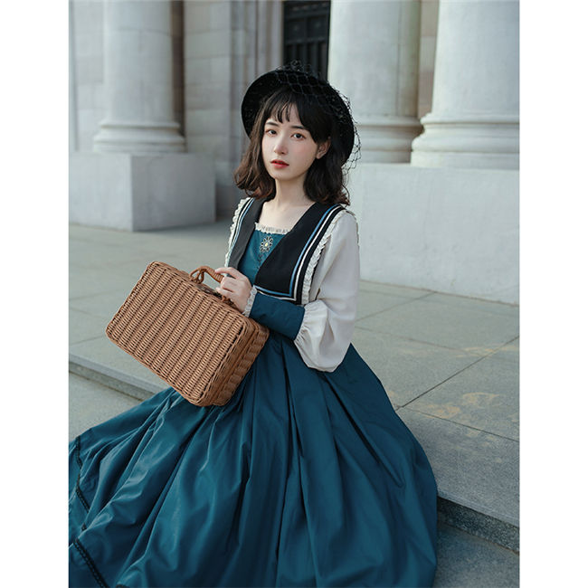 With PUJI ~River Seine Lolita OP-Pre-order
