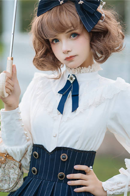 Rose Humanoid~ Vintage Lolita Blouse -Pre-order