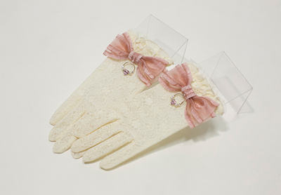 Sweet Dreamer Pearl Lace Lolita Gloves