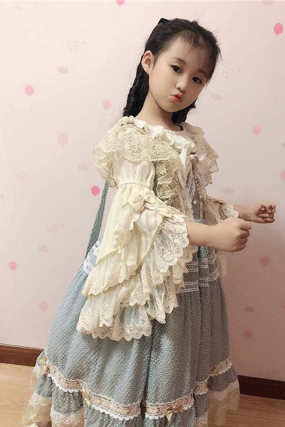 Prom in Fairytale Town~Lolita Hime Sleeves Blouse for Children